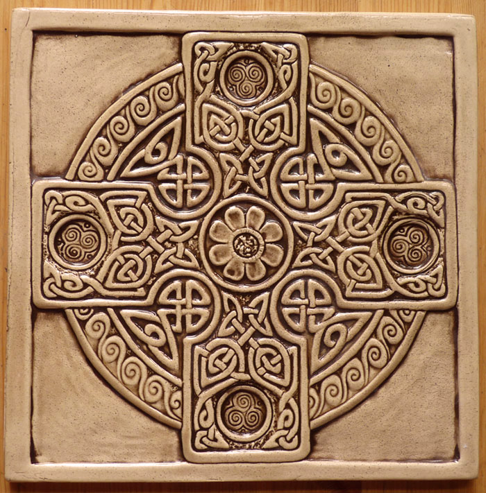 Celtic cross tile